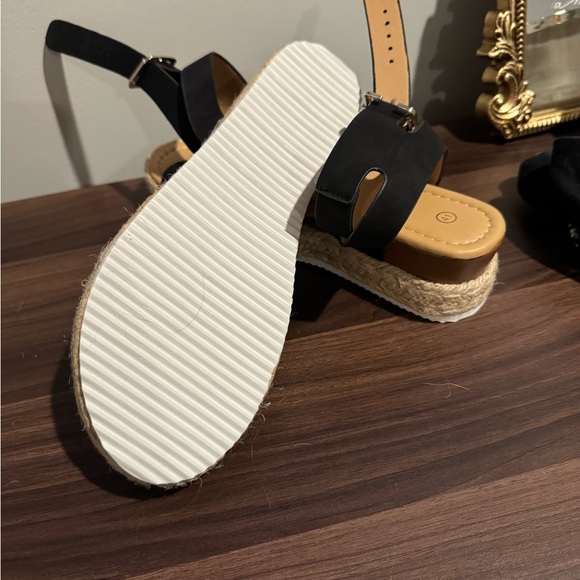 Black Platform Wedges - Picture 3 of 3